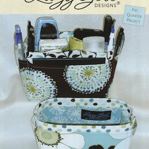 Suzi Purse Insert and More, Pattern by Joan Hawley of Lazy Girl Designs, Purse Organizer