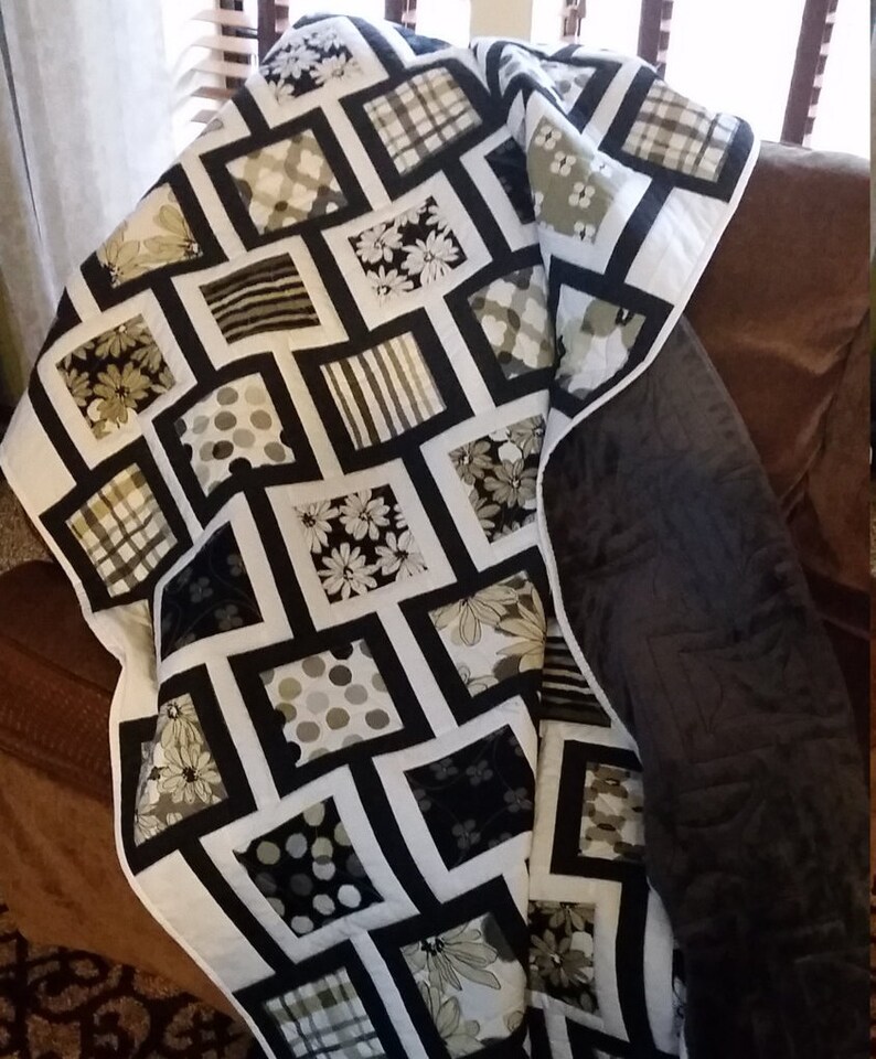 Linked Quilted Throw Minky Black White Brown