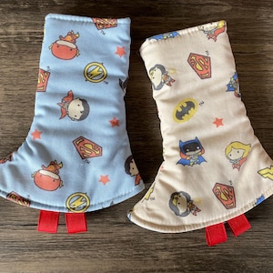 Ventosas reversibles de esquina listas para enviar para Tula Happy Baby Ergo y Lillebaby, estampados de superhéroes, ventosas Artipoppe
