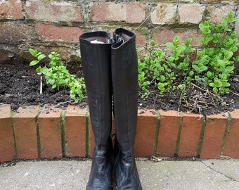 1970's women's knee-high leather boots UK 4, EU 37