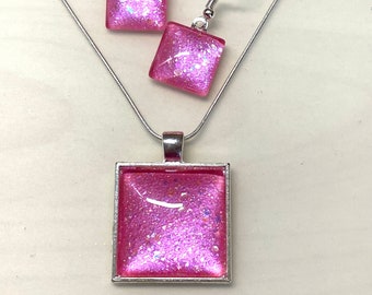 Rosa Feueropal Schmuck Set, schillernde Ohrringe Halskette, rosa Pastell Regenbogen, Glitter Anhänger, Sterling Silber Halskette