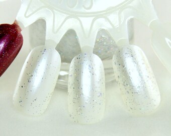 Sparkling Pearl White nail polish Silver Holographic Glitter Nail Polish