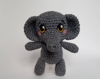 Wzór na szydełkowego słonia