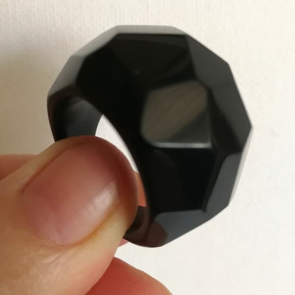 gorgeous faceted black plastic chunky funky ring