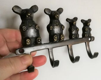 Metal bear or mouse family key holder hooks Walter Bosse style