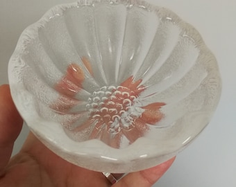 Frank Thrower designed Dartington vintage glass daisy pattern grapefruit bowl 4.5 inches