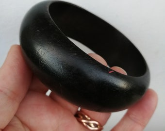 Bangle - simple dark wood vintage bangle in perfect condition