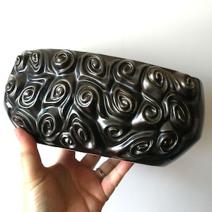 Vintage Sylvac Harmony wervelende vaasplanter: bronskleurige glans, kunstaardewerk 4307