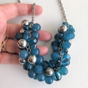 Necklace - funky blue plastic beads necklace great vintage costume jewellery