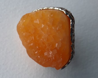 Vintage Chunky Orange Resin Ring - Funky Retro Plastic Ring, US Size 6