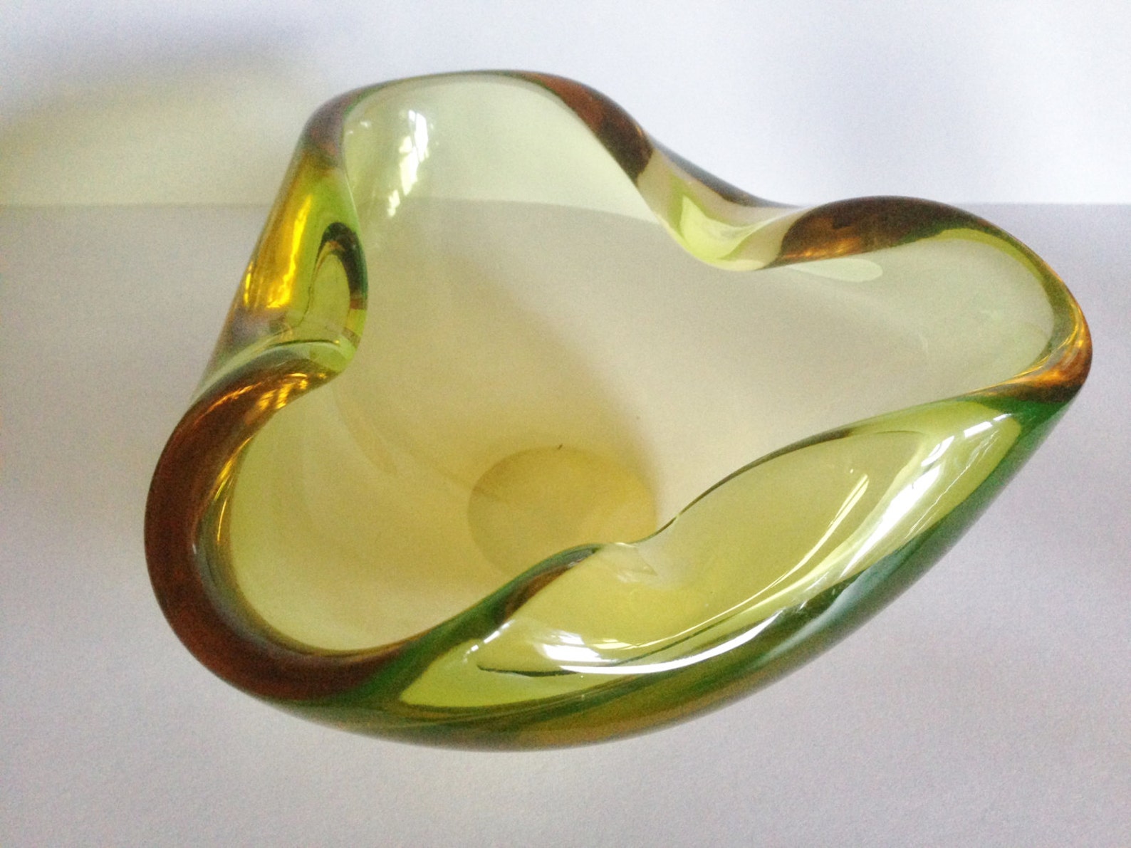 Exquisite RETRO Vintage Cased Glass Murano Bowl With Uranium Etsy UK