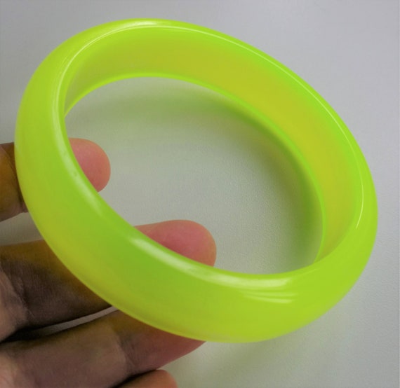 Handmade Neon Bangle: Funky Fluorescent Bracelet (72mm)