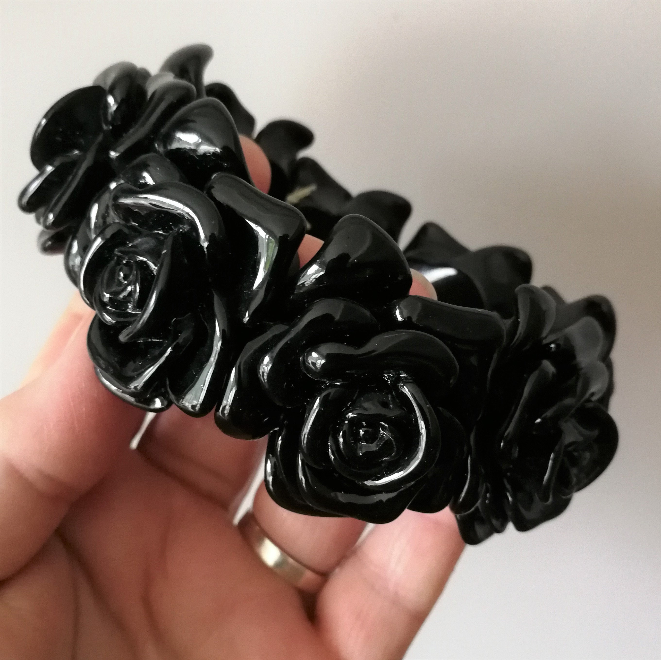 Bracelet Chunky Black Rose Flowers Roses Plastic Bangle Retro