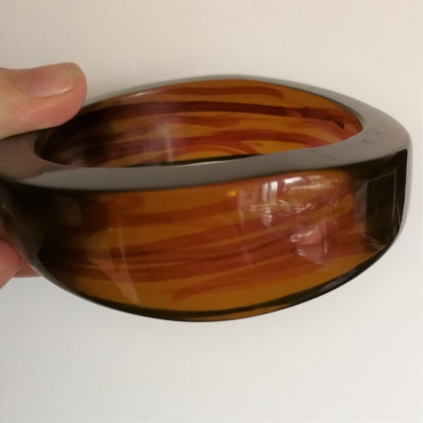 High quality chunky lucite plastic bangle retro design