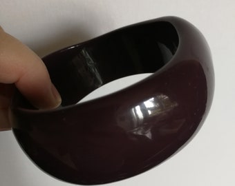 Bangle :  medium size deep plum plastic bangle by Pilgrim