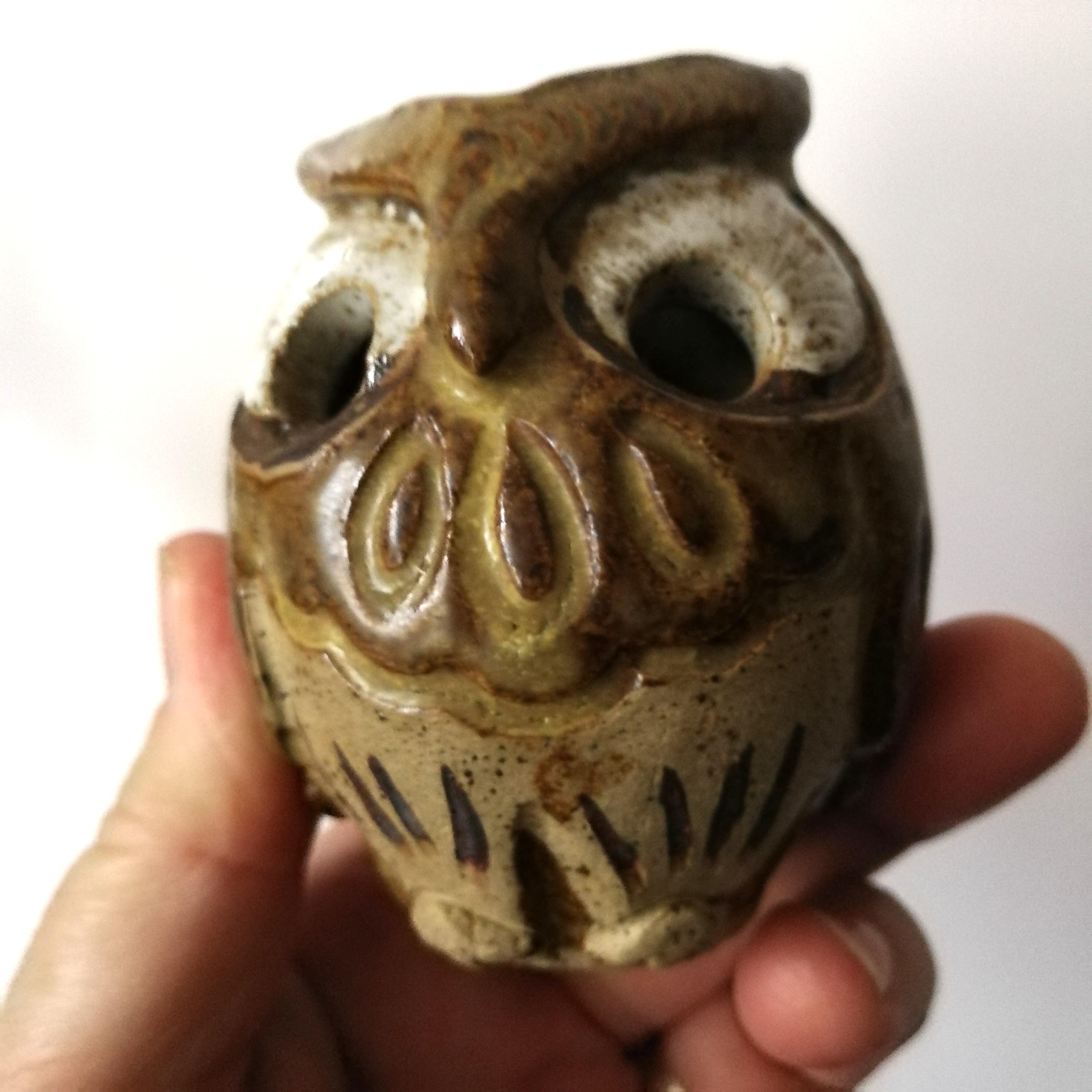 Vintage retro pottery owl bird figurine in perfect condition