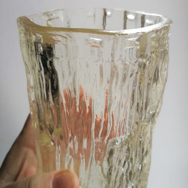 Vintage retro 1960s or 70s Ravenhead bark design Whitefriars style textured clear glass vase large and heavy