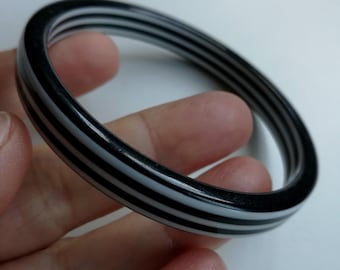 SUPER SALE 65mm Bangle - Black and White candy striped chunky funky plastic bangle