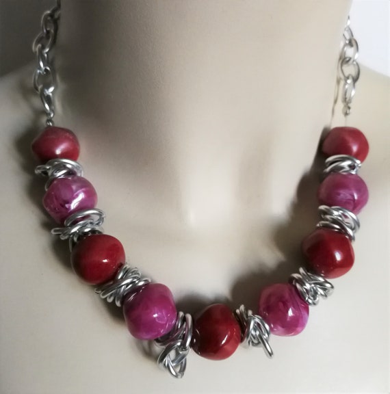 Pink plastic bead necklaces clearance