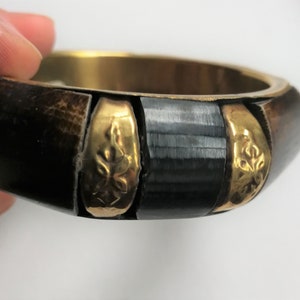 Bangle - chunky vintage brown bone or horn and decorative brass bangle