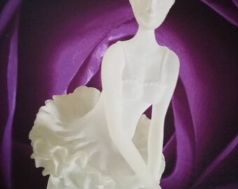 Art Deco Ballerina Figurine: Frosted Acrylic Dancer on Clear Base