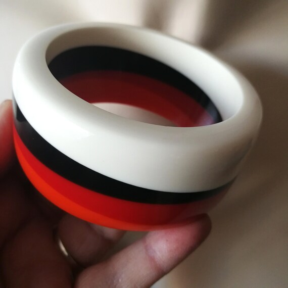 Retro Striped Plastic Bangle – Chunky Funky Design - image 14