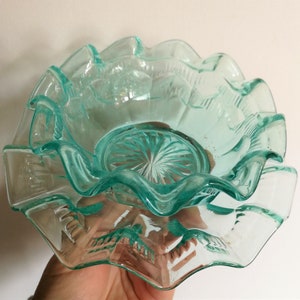 Vintage Turquoise Glass Bowl with Frilly Saucer
