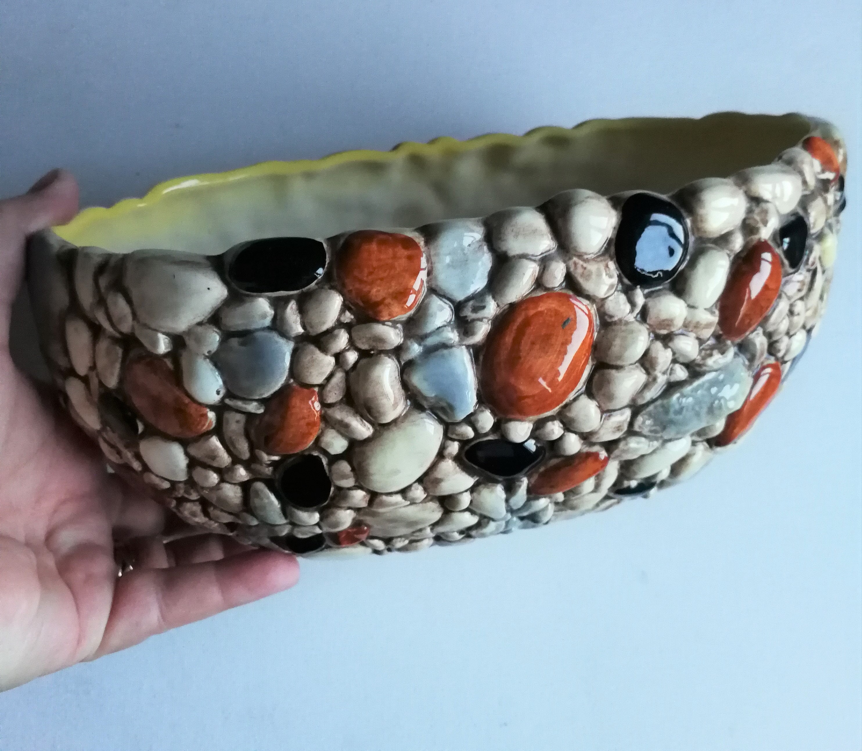 ヴィンテージ シルバック ペブル花瓶、アート陶器 ボート型、パターン