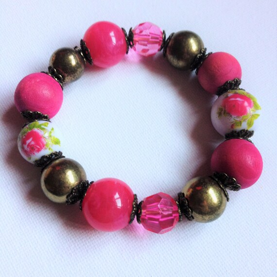 Pink Helix Bracelet Hot Pink and Fuchsia Spiral Rope Design Pink Pink Toned Seed Bead Patterned Bracelet