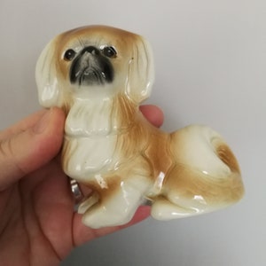 Another vintage Pekingese china dog figurine