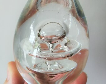 paperweight - Stunning glass PAPERWEIGHT oval shape clear with bubbles