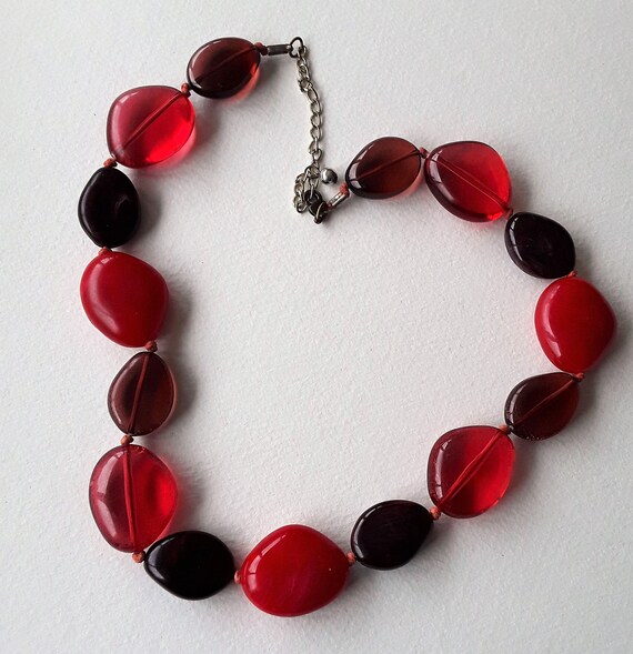 Necklace Marbled Large Pebble Bead Necklace Retro Design Red Etsy