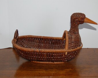 Decorative wicker duck basket, Vintage woven basket