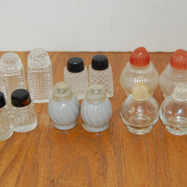 CHOICE Small, Mini Salt and Pepper Shakers, Pressed Glass, Cut Glass, Plastic Lids, Collectible Glass, Table Decor