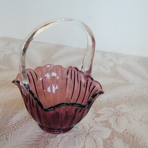 Vintage Glas Basket, Tiara Glassware, Aurora Collection, Handmade glass basket, Home Decor, Collectible Glass, Flower Basket, Candy Bowl