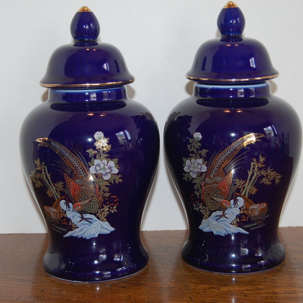 Vintage Cobalt Blue urn/Ginger Jars, pheasant Vases With Lid, Matched Set of 2, 8 1/2'' vase, Blue Ginger Jar, Blue Vase, Home Decor, Gift,