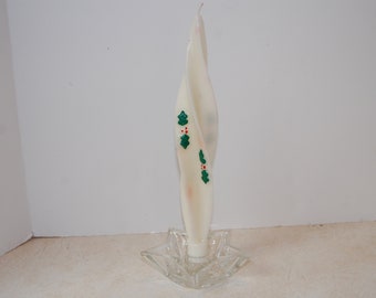 Tall, twisted Taper Candle, Vintage Christmas Candle, Holly Leaves and Berries, 10" taper