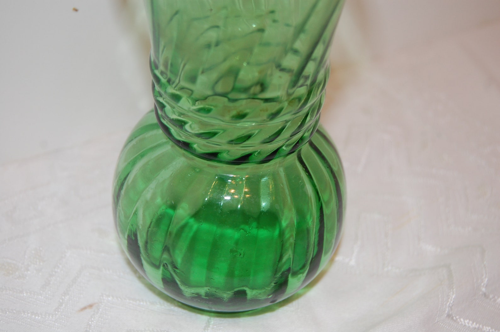 Green Glass Flower Vase Vintage 6 Green Vase Swirl Etsy