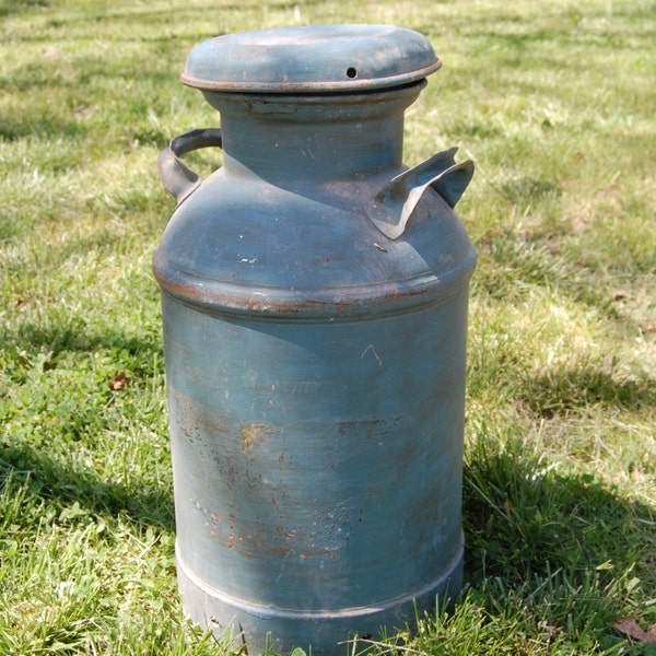 Antique, Painted Milk Can Clean No Dents