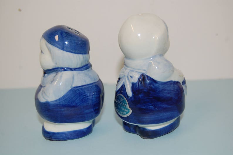 Vintage Dutch Boy and Girl Made in Holland Blue Delft Salt and Pepper Shakers Kitchen Decor Blue and White Salt Shaker Collectible Salt