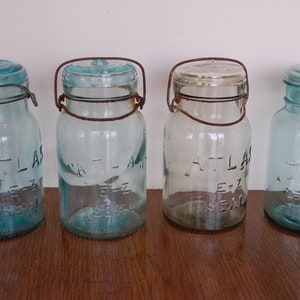 CHOiCE Vintage Qt. Blue Canning Jar, Atlas E-Z Seal, Blue Quart Jar, Kitchen Decor, Wedding Decor