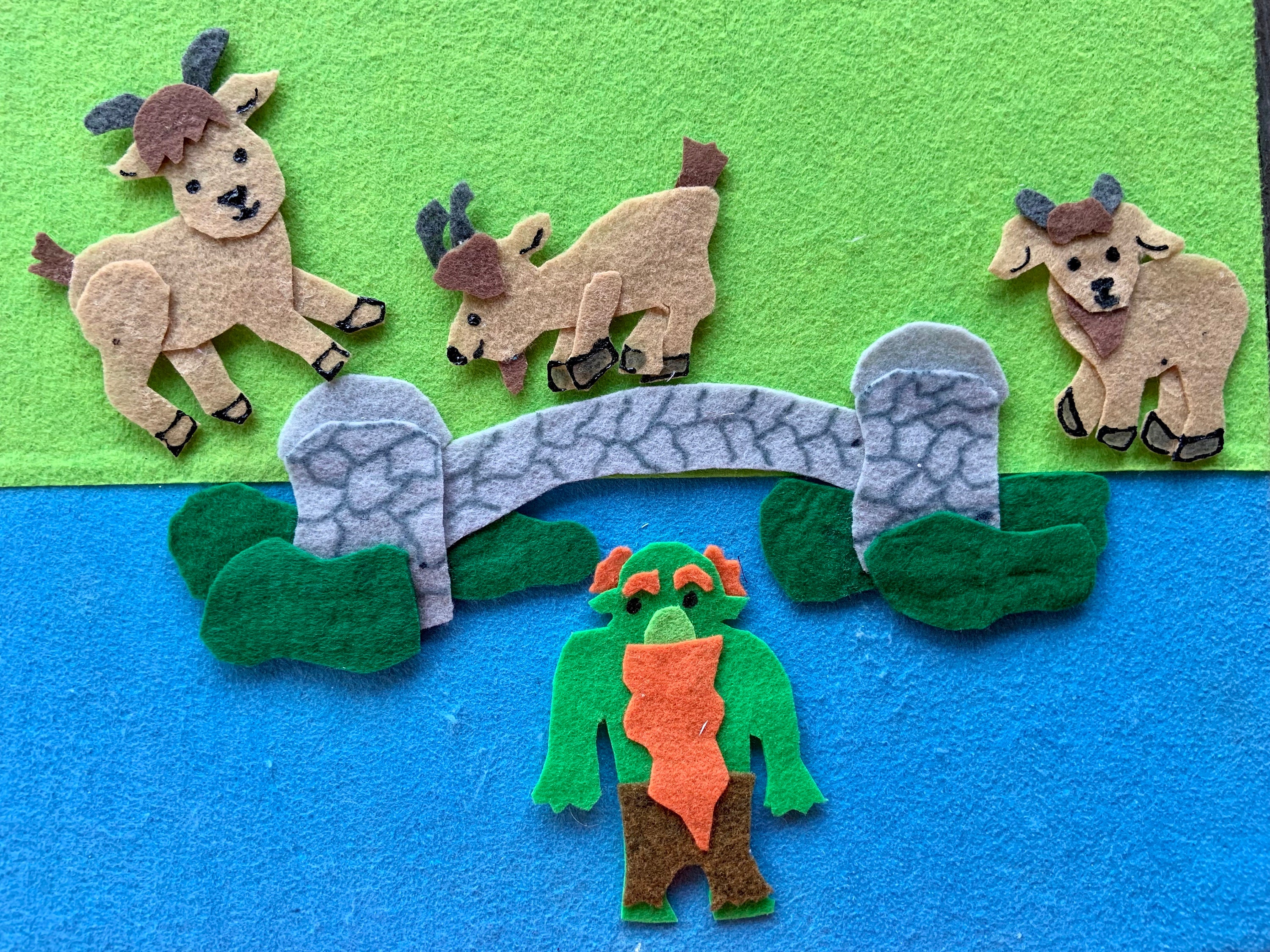Three Billy Goats Gruff Fairytale Story-Retelling Flannelboard Set
