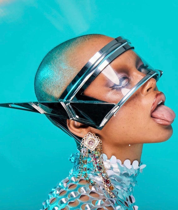 Silver Cyberpunk Futuristic Sunglasses Silver Mirror Cyberpunk Goggles: Wrap-Around Futuristic  main image 4