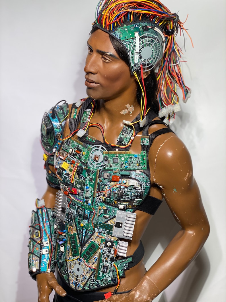 computer love chest plate, bust plate for men , futuristic cyberpunk image 9