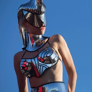 chrome bustier korset top, futuristische top, silver bra, rave costume, cyberpunk, cybergoth steampunk, futuristic clothing, fusion bra image 9
