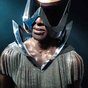 Diabolo shoulder frame, shoulder armor