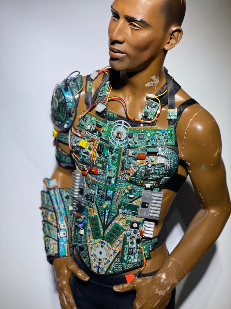 computer love chest plate, bust plate for men , futuristic cyberpunk image 6