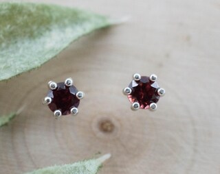 Orecchini A Quadrato Con Granato, Pietra Di Gennaio – Argento 925 Sterling, Misure 3mm O 4mm, Ipoallergenici
