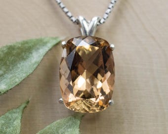 Topaz Pendant; Natural Untreated Ukraine Topaz; 15.385cts