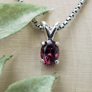 Cranberry Garnet Pendant; Natural Untreated Tanzanian Garnet; 0.955cts